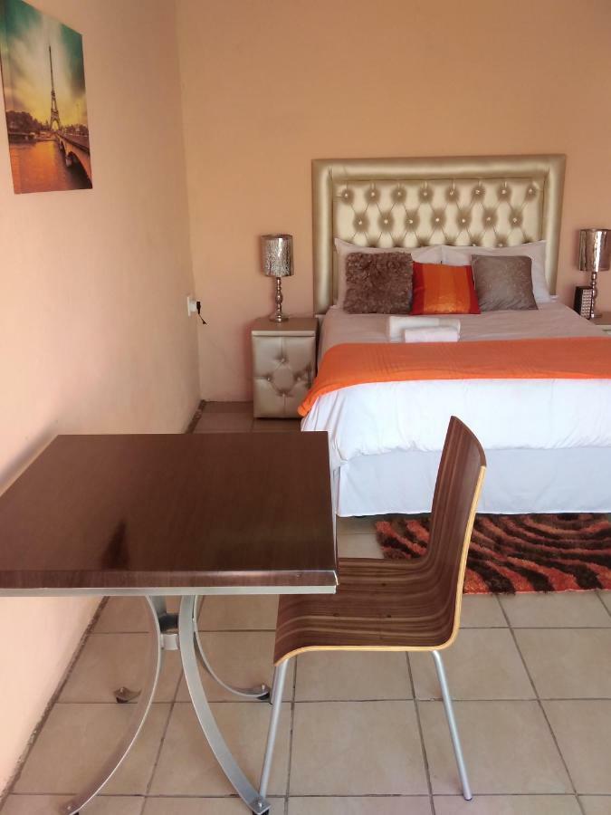 Twilight Breeze Lodge Phuthaditjhaba Eksteriør billede