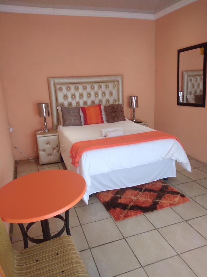 Twilight Breeze Lodge Phuthaditjhaba Eksteriør billede