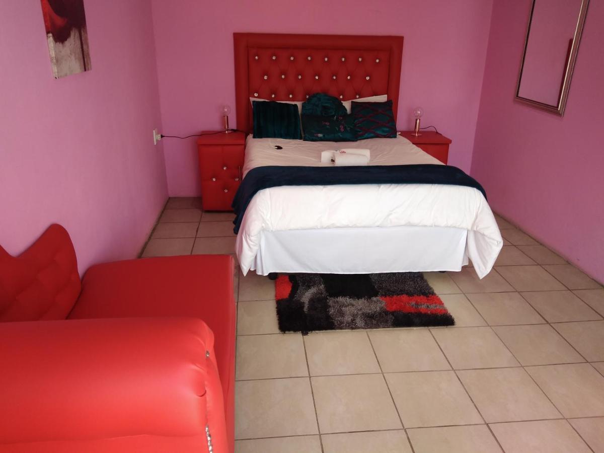 Twilight Breeze Lodge Phuthaditjhaba Eksteriør billede